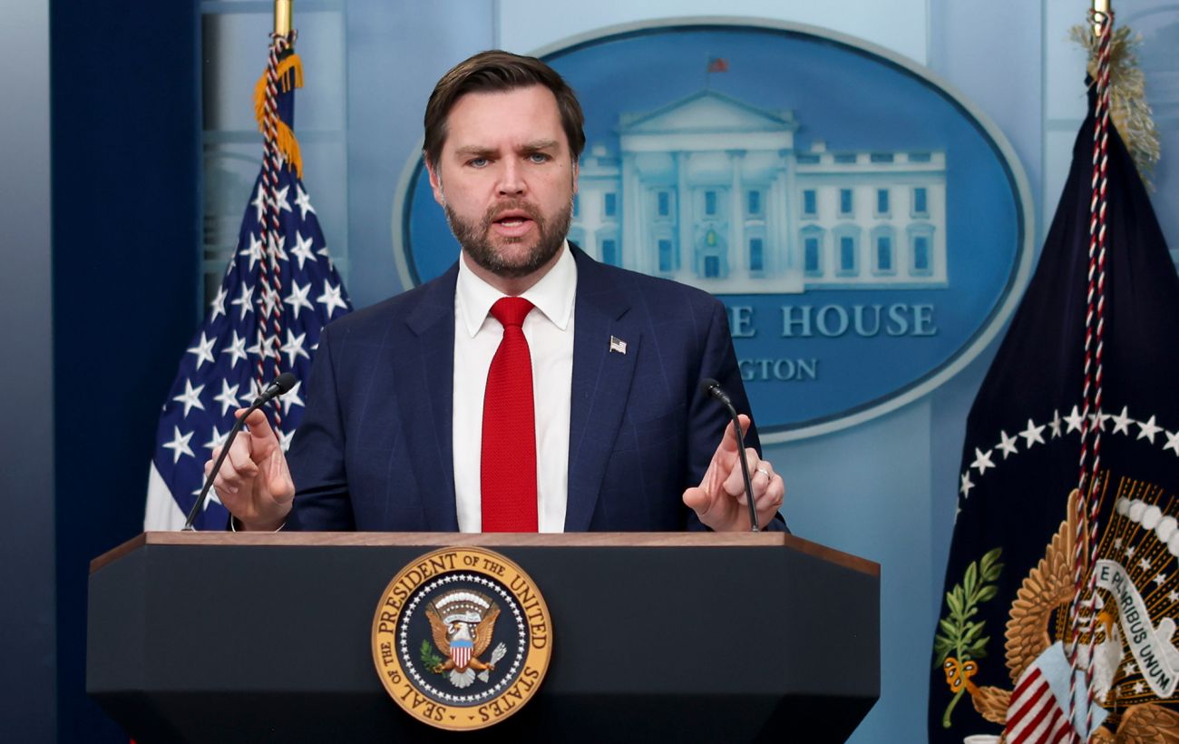 РФ не хоче зустрічі з Україною навіть за участі Трампа, але “повинна прокинутися”, – Венс