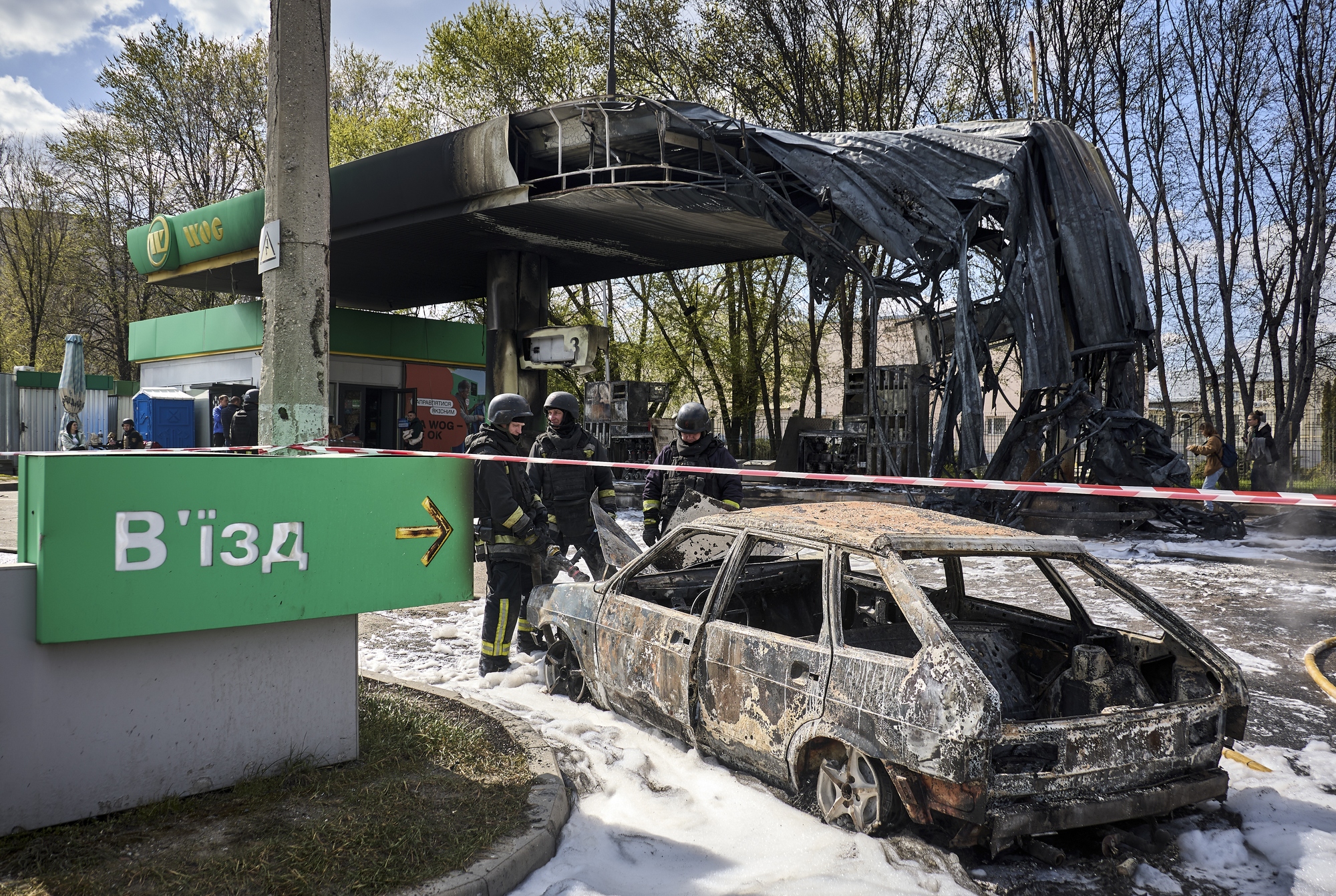Для громад, де РФ знищила всі АЗС, готують закон про мобільні заправки